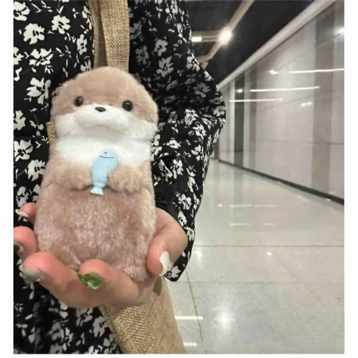 Cute Otter Hugging Fish Plush Doll Pendant – Soft Keychain Charm & Creative Gift for Girls